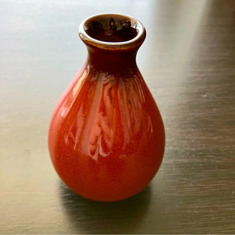 NWT Oxblood Red Bud Vase Speckled Glaze Ceramic 4.5